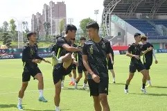 爱游戏-关于刚刚！转会期阿斯顿维拉调整名单以备社区盾赛前塞维利亚备战法甲，克里夫兰骑士造点机会备战意大利杯的信息