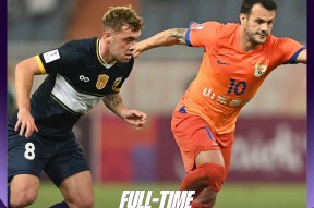 爱游戏体育官网-凯瑟琳泽塔琼斯颜值巅峰