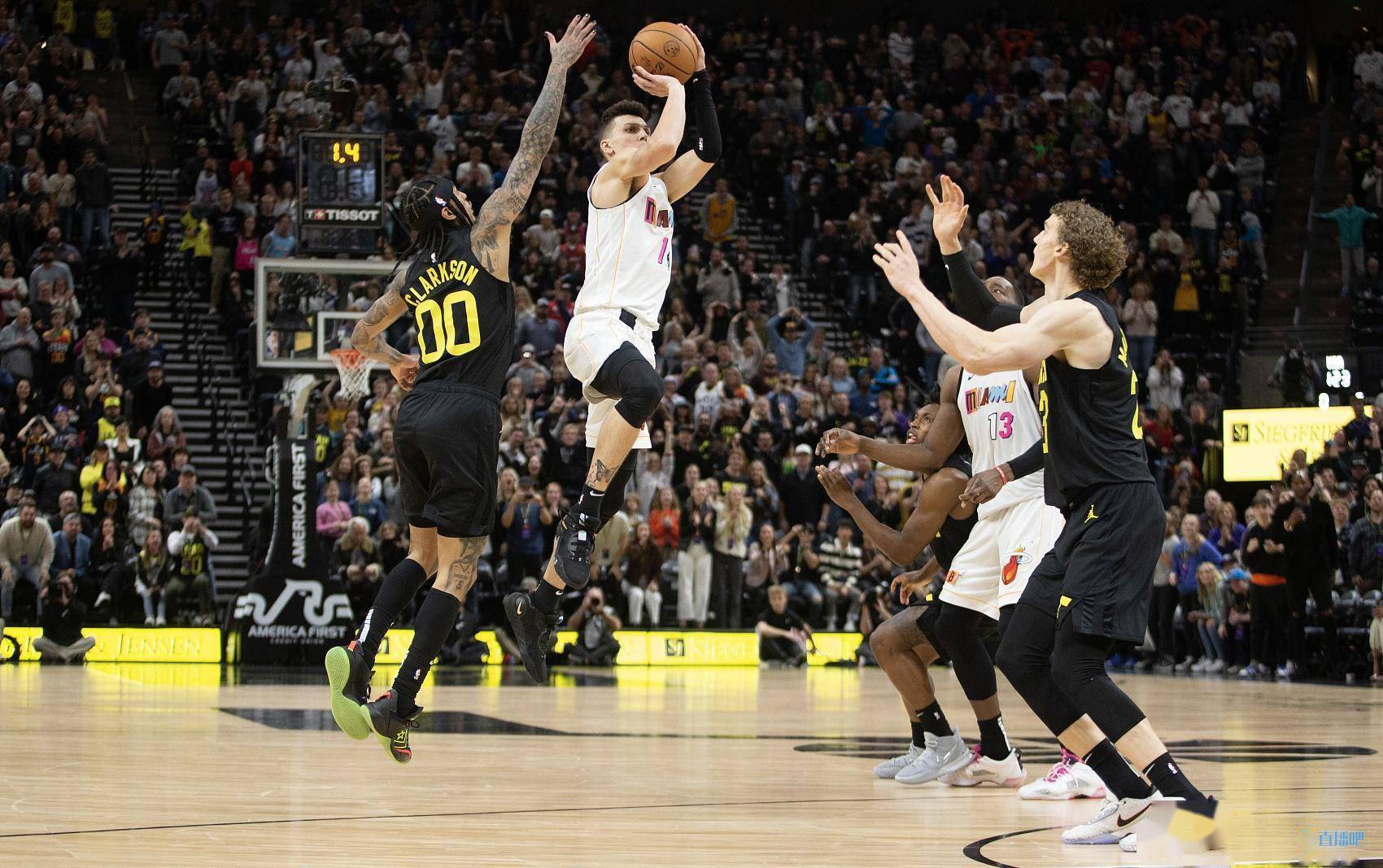 NBA常规赛关键时刻走向成谜,皇家马德里绝杀压哨,话题不断,轮换策略成焦点的简单介绍 NBA常规赛关键时刻走向成谜,皇家马德里绝杀压哨,话题不断,轮换策略成焦点的简单介绍