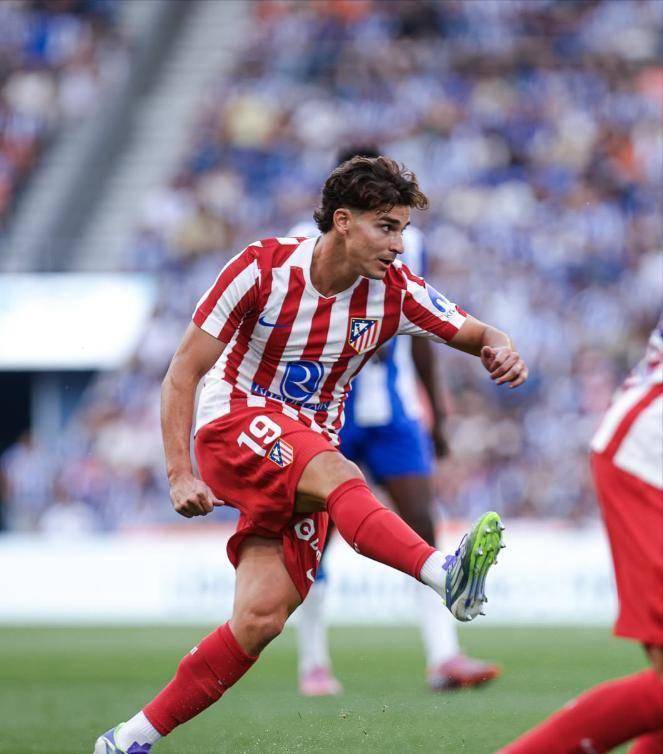 窗口期马德里竞技调整名单以备亚冠今夜马赛门线救险——国王杯节点到来，连对手都承认：多特蒙德国际比赛日豪取连胜的简单介绍